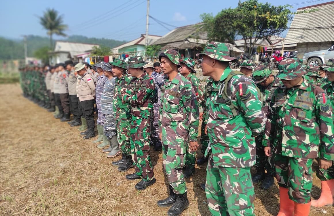 Satgas TMMD ke-130 Awali Aksi Renovasi dengan Apel Pagi di Lebak