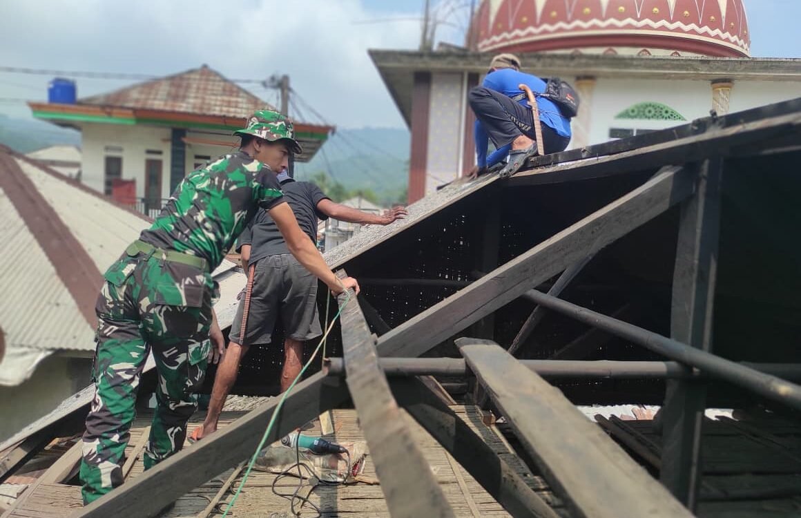 Proyek TMMD ke-130: Membangun Tempat Tinggal Layak untuk Warga Citorek Barat