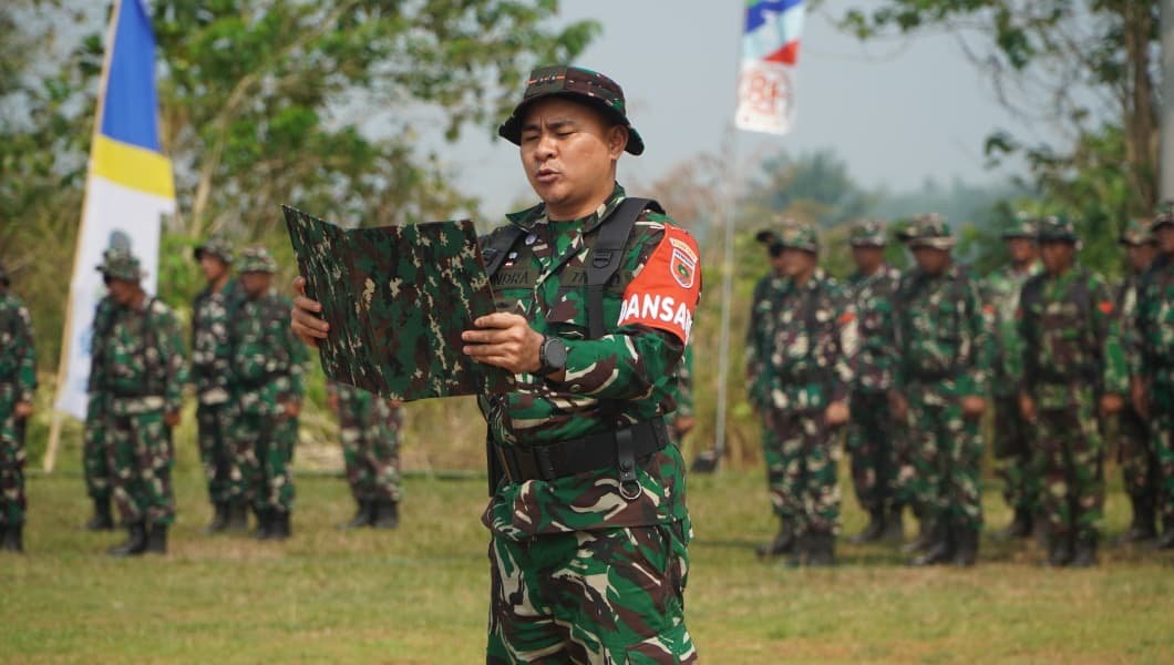 TMMD ke-130: Komitmen TNI dan Pemda dalam Bantuan Sembako untuk Warga