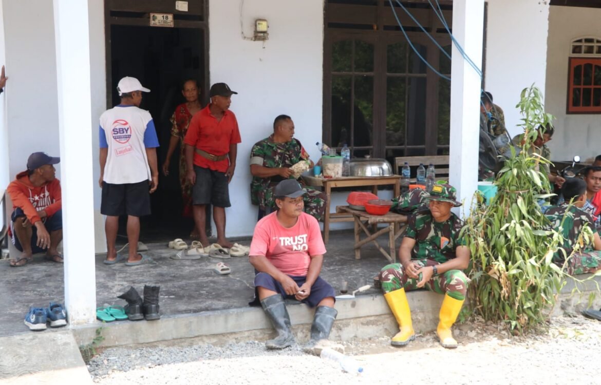 Membangun Kedekatan Melalui Kebersamaan saat Santap Siang di Tulungagung Membangun Kedekatan Melalui Kebersamaan saat Santap Siang di Tulungagung