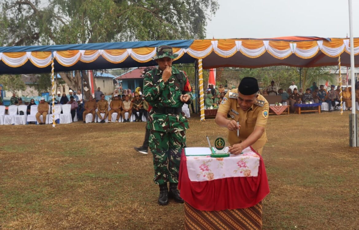 Peluncuran TMMD ke-130 di Pulau Gebe Dorong Kerja Sama Masyarakat dan TNI Peluncuran TMMD ke-130 di Pulau Gebe Dorong Kerja Sama Masyarakat dan TNI