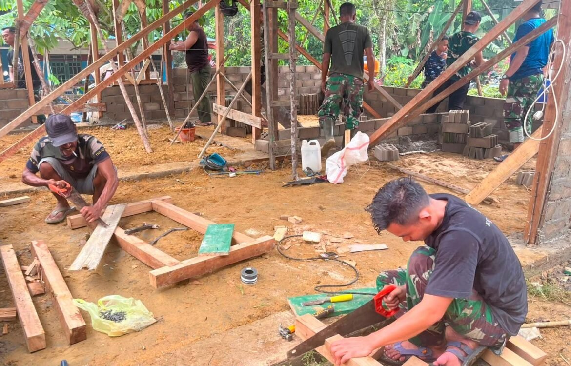 Satgas TMMD Landak Ciptakan Lingkungan Berkualitas untuk Keluarga Ibu Suhanim Satgas TMMD Landak Ciptakan Lingkungan Berkualitas untuk Keluarga Ibu Suhanim