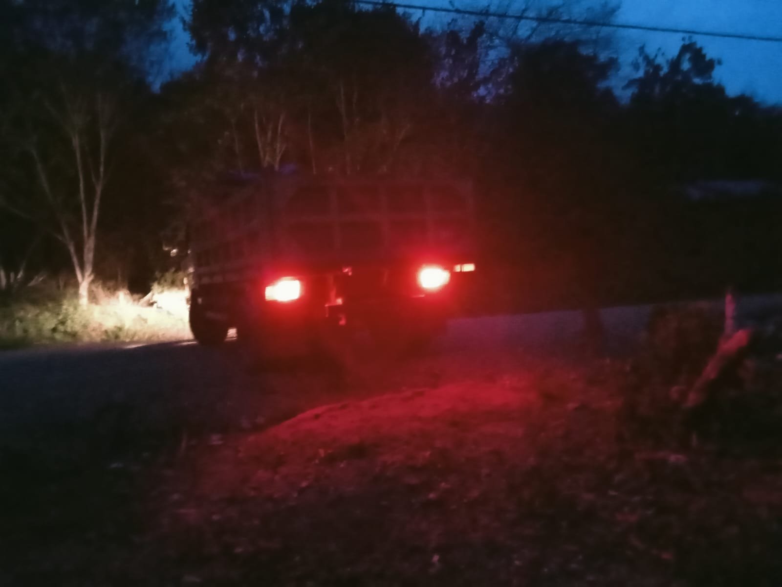 Komitmen Malam Anggota Satgas TMMD untuk Proyek Pembangunan di Yamboi