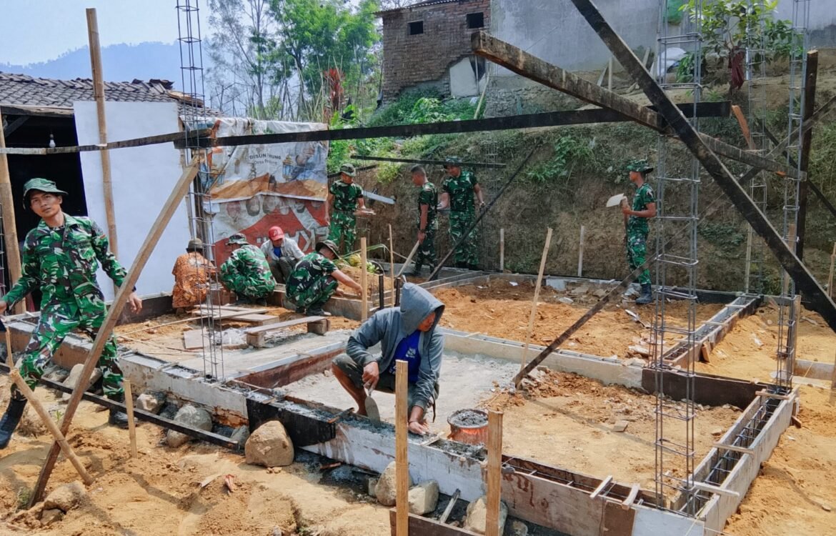 Transformasi Rumah Bapak Nanang: Pondasi Kokoh Hasil Kerja Satgas TMMD