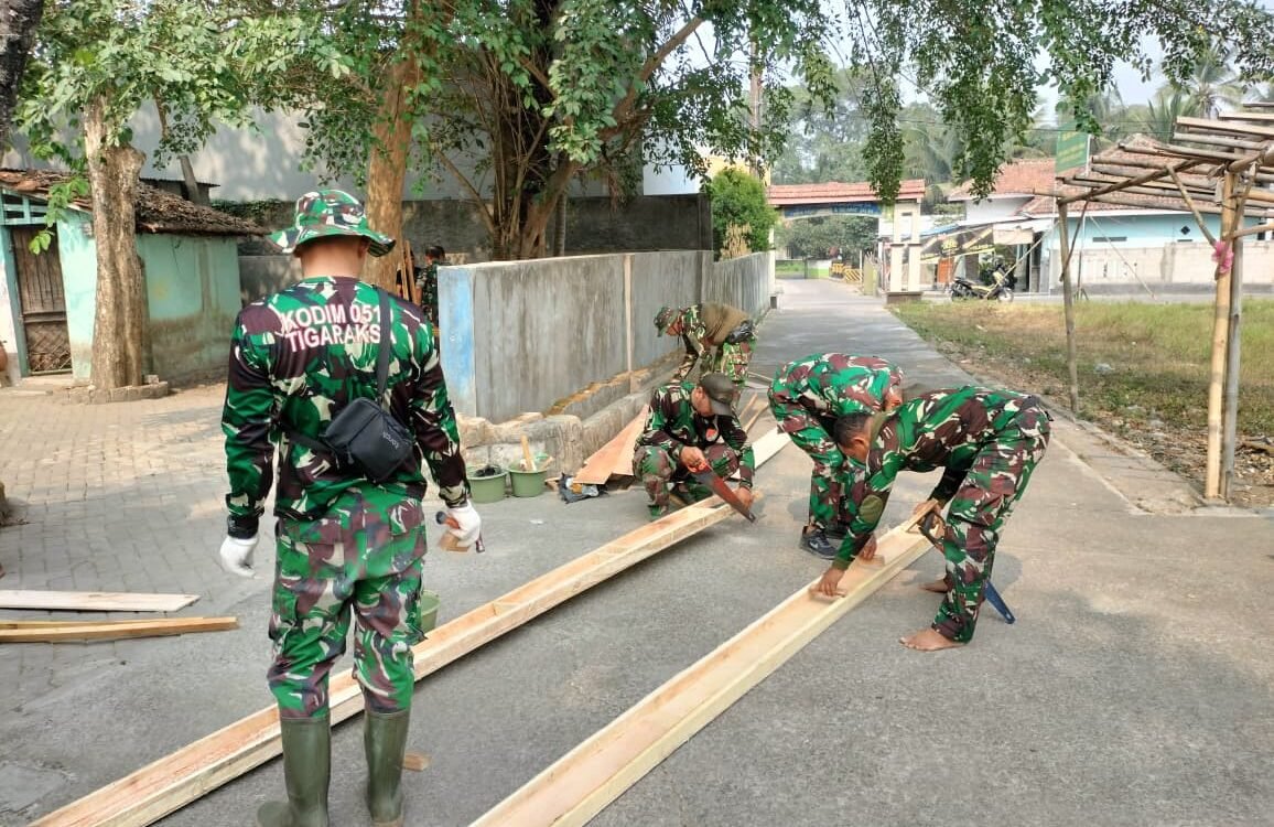 Cermat dan Kolaboratif, Satgas TMMD Ke-130 Rampungkan Pembangunan Bekisting