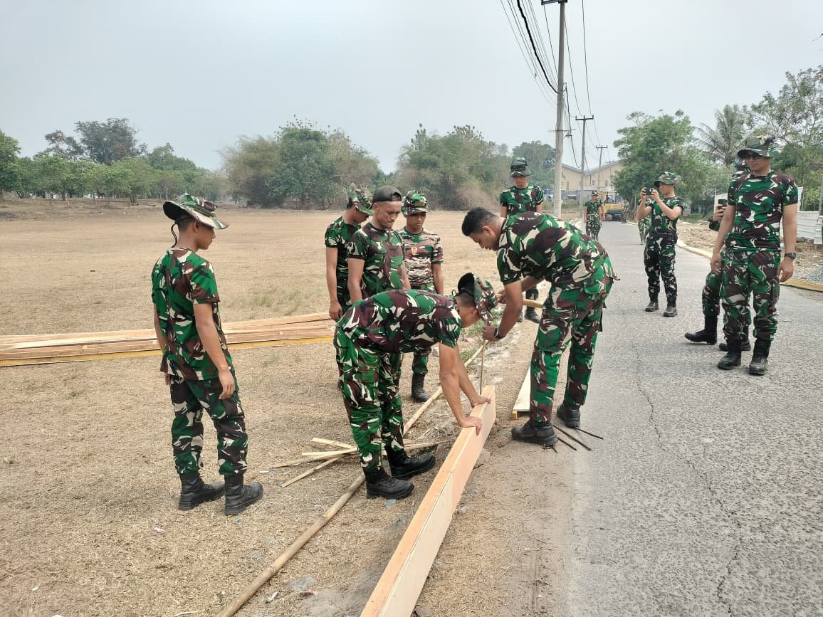Upaya TNI dalam Mempercepat Proyek Infrastruktur Desa Sumur Bandung