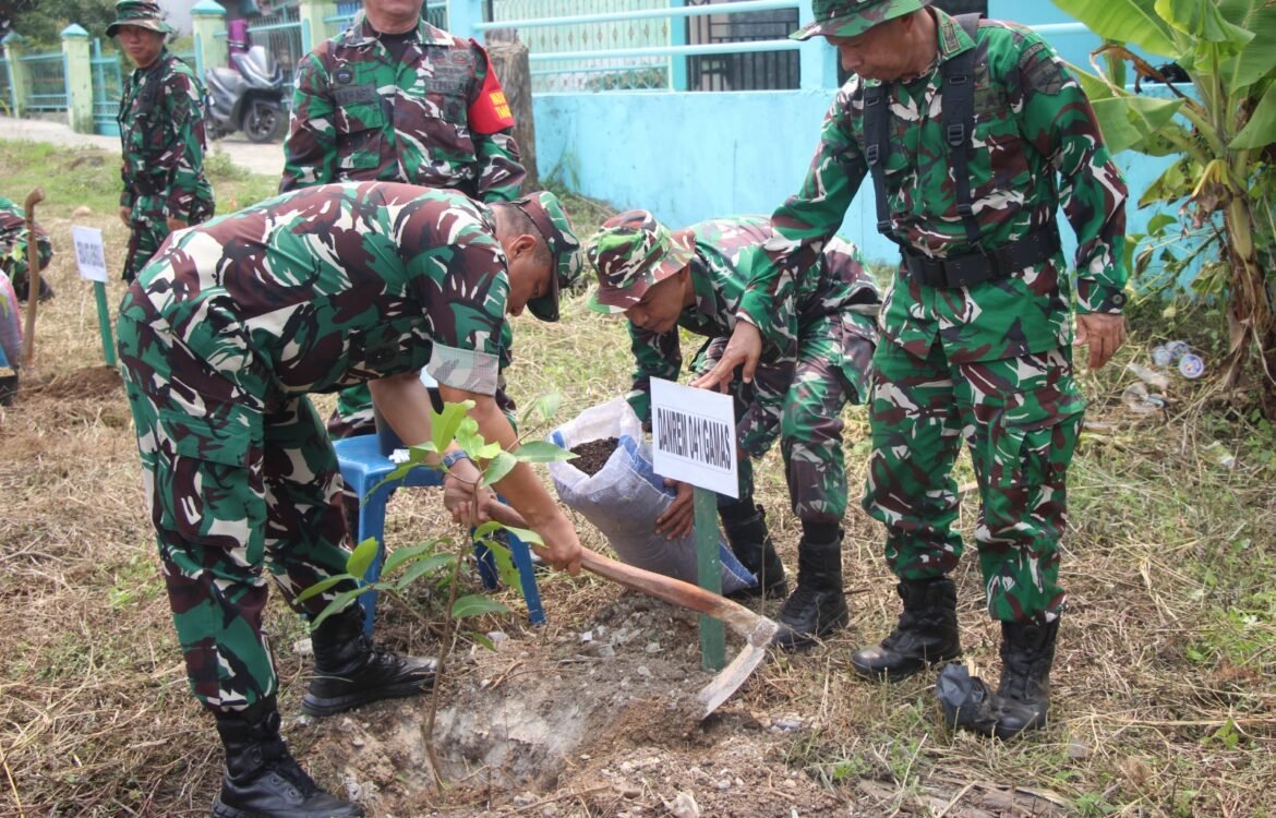 Kasrem 041/Gamas Ajak Forkopimda Ciptakan Ruang Hijau di TMMD ke-130 Kasrem 041/Gamas Ajak Forkopimda Ciptakan Ruang Hijau di TMMD ke-130