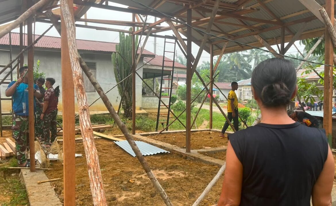 Kehangatan Gotong Royong dalam Proyek Pembangunan Rumah Bu Suhanim